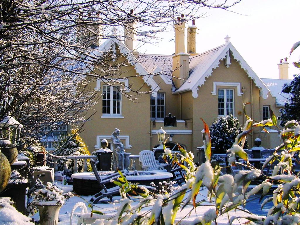 Ravenscliffe Lodge Douglas Room photo